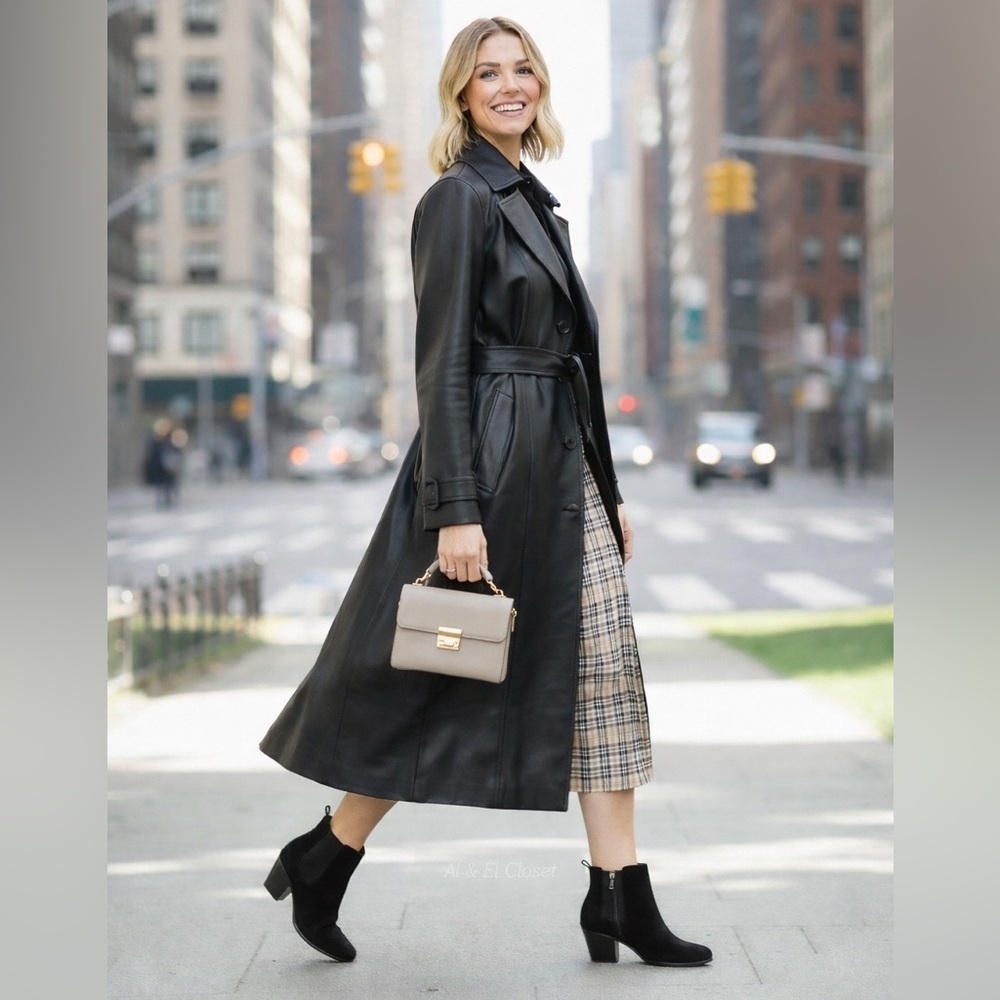 DV by Dolce Vita Collyns Black Faux Suede Ankle Booties Size 11 New With Box - Picture 3 of 12